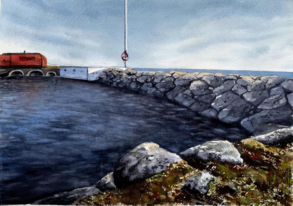 Stensö, vågbrytare och vatten. 